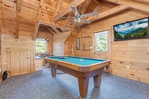 Er81 - Family Making Memories 3 Bedroom Cabin by RedAwning