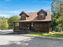 Er81 - Family Making Memories 3 Bedroom Cabin by RedAwning