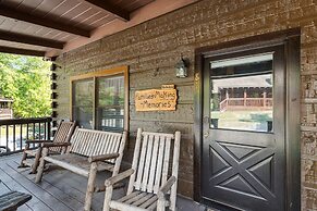 Er81 - Family Making Memories 3 Bedroom Cabin by RedAwning