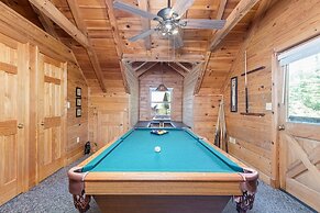 Er81 - Family Making Memories 3 Bedroom Cabin by RedAwning