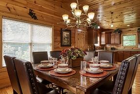 Moonshine Hollow 3 Bedroom Cabin by RedAwning