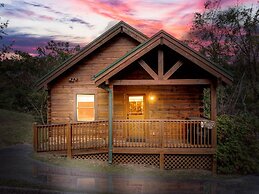 Ern812 - Eagles Perch 2 Bedroom Cabin by RedAwning
