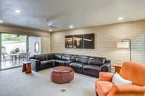 Tucson Townhome w/ Mountain View, Pool Access!