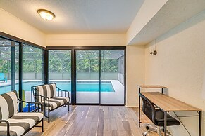 Spring Hill Retreat w/ Pool: 7 mi to Weeki Wachee!
