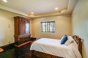 Spacious Fullerton Villa w/ Private Pool & Hot Tub
