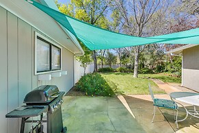 Quiet Redding Getaway ~ 7 Mi to Downtown!