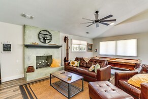 Quiet Redding Getaway ~ 7 Mi to Downtown!