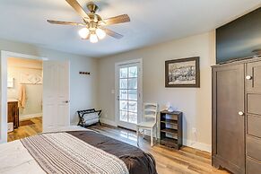 Quiet Redding Getaway ~ 7 Mi to Downtown!