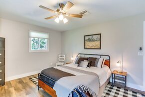 Quiet Redding Getaway ~ 7 Mi to Downtown!