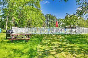 Outdoor Oasis: Cresco Family Home w/ Hot Tub