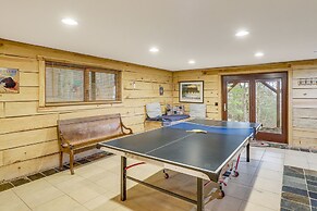 Mars Hill Home w/ Game Room ~ 2 Mi to Skiing!