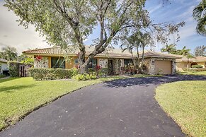 Near Golf & Beaches: Coral Springs Home w/ Yard!