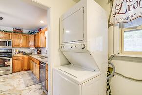 Waterfront Dandridge Cabin, 24 Mi to Pigeon Forge!