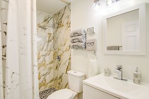 Waterfront Dandridge Cabin, 24 Mi to Pigeon Forge!