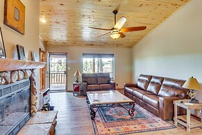 Near Lakes & Trails: Pet-friendly Cabin in Arizona
