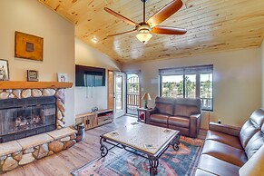 Near Lakes & Trails: Pet-friendly Cabin in Arizona