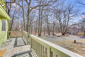 Bushkill Villa w/ Game Room, Sauna & Pool Access!