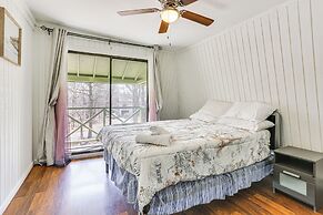 Bushkill Villa w/ Game Room, Sauna & Pool Access!