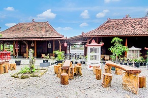 Capital O 93873 Sokkyo Homestay