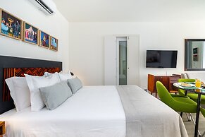 Intendente Modern Stays