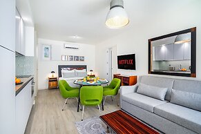 Intendente Modern Stays