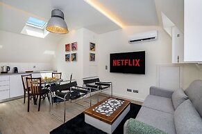 Intendente Modern Stays