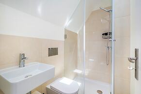 Intendente Modern Stays