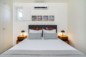 Intendente Modern Stays