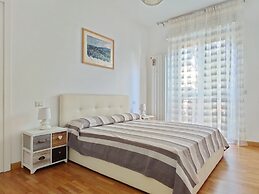 Modern Flat - via Crimea 25