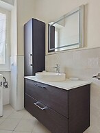 Modern Flat - via Crimea 25