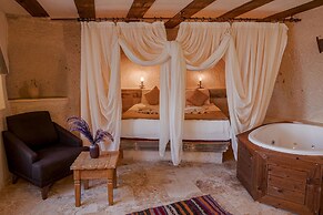 Carmin Cave Cappadocia