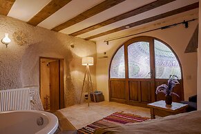 Carmin Cave Cappadocia