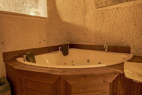 Carmin Cave Cappadocia