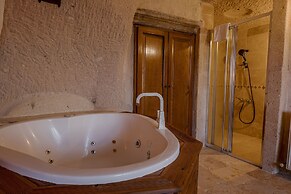 Carmin Cave Cappadocia