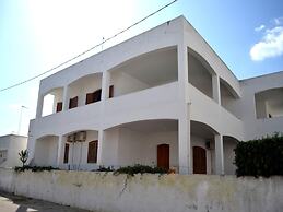 Charming Holiday Home in San Foca, Italy - Perfect for Families