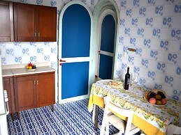 Charming Holiday Home in San Foca, Italy - Perfect for Families