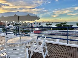 Manos Hotel Flat 118