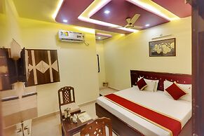 Hotel Pragati palace