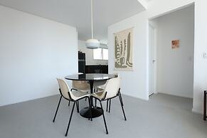 Tabas by Blueground Arinda