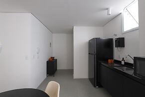 Tabas by Blueground Arinda