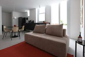 Tabas by Blueground Arinda