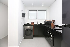 Tabas by Blueground Arinda