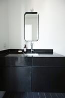 Tabas by Blueground Arinda