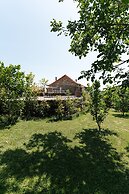 D'Autor Village