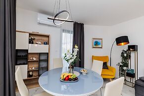 Modern Luxury Apartment Ivana, With two Patios