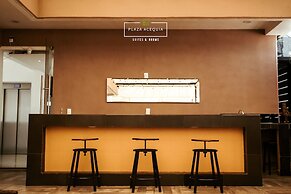 A07 SUPER CITY SUITES AT PLAZA ACEQUIA