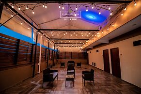 A07 SUPER CITY SUITES AT PLAZA ACEQUIA