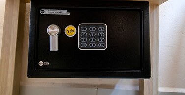 A07 SUPER CITY SUITES AT PLAZA ACEQUIA