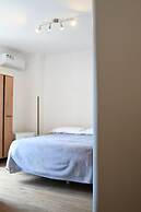 Il vicoletto sul mare