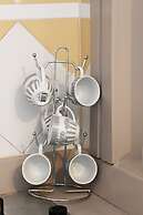 Il vicoletto sul mare